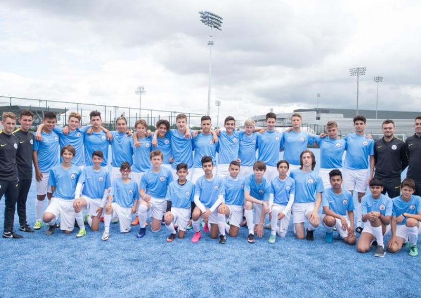 Manchester City Kids football camp in England 0