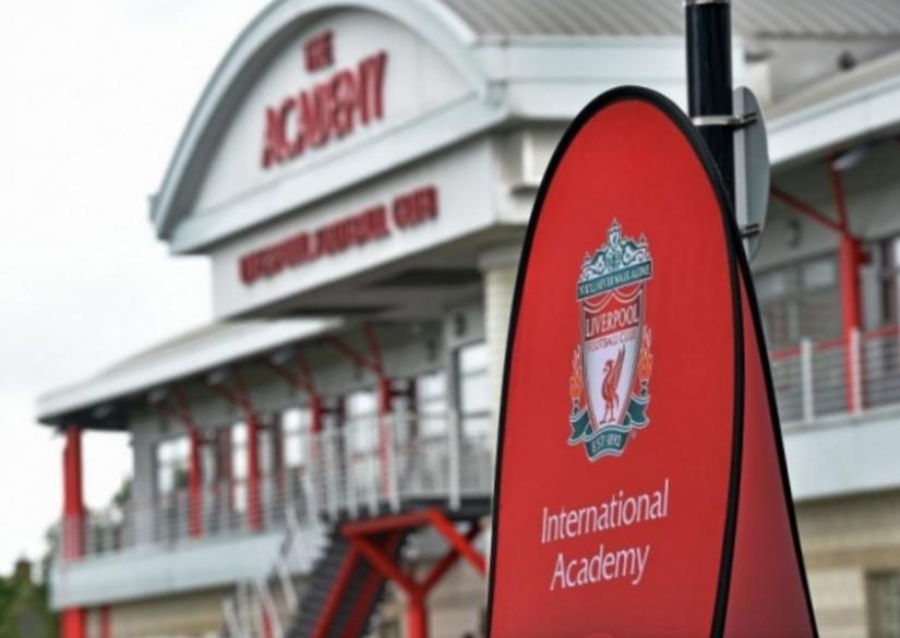 Liverpool FC (Liverpool Football Camp in England) 0