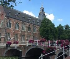 Universiteit Leiden (LEI)