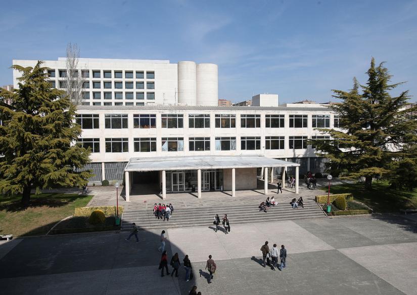 Universidad de Navarra (UNAV) 1