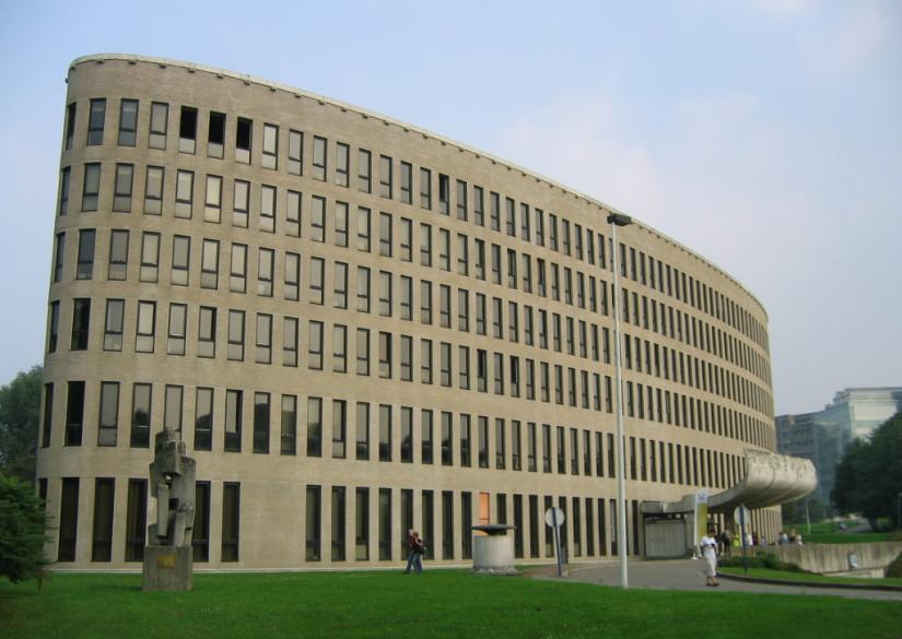 Vrije Universiteit Brussel (VUB) 0