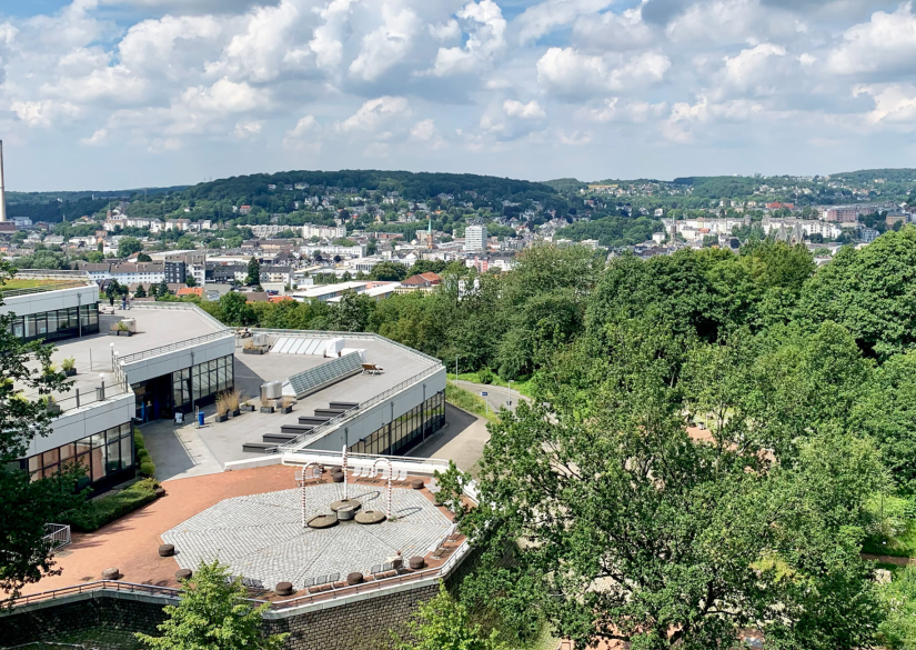 University of Wuppertal — Bergische Universität Wuppertal 1