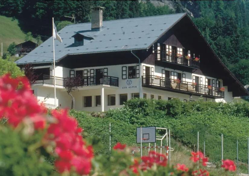 Megeve - SEK Les Alpes, International School of SEK Megève in the Alps 0